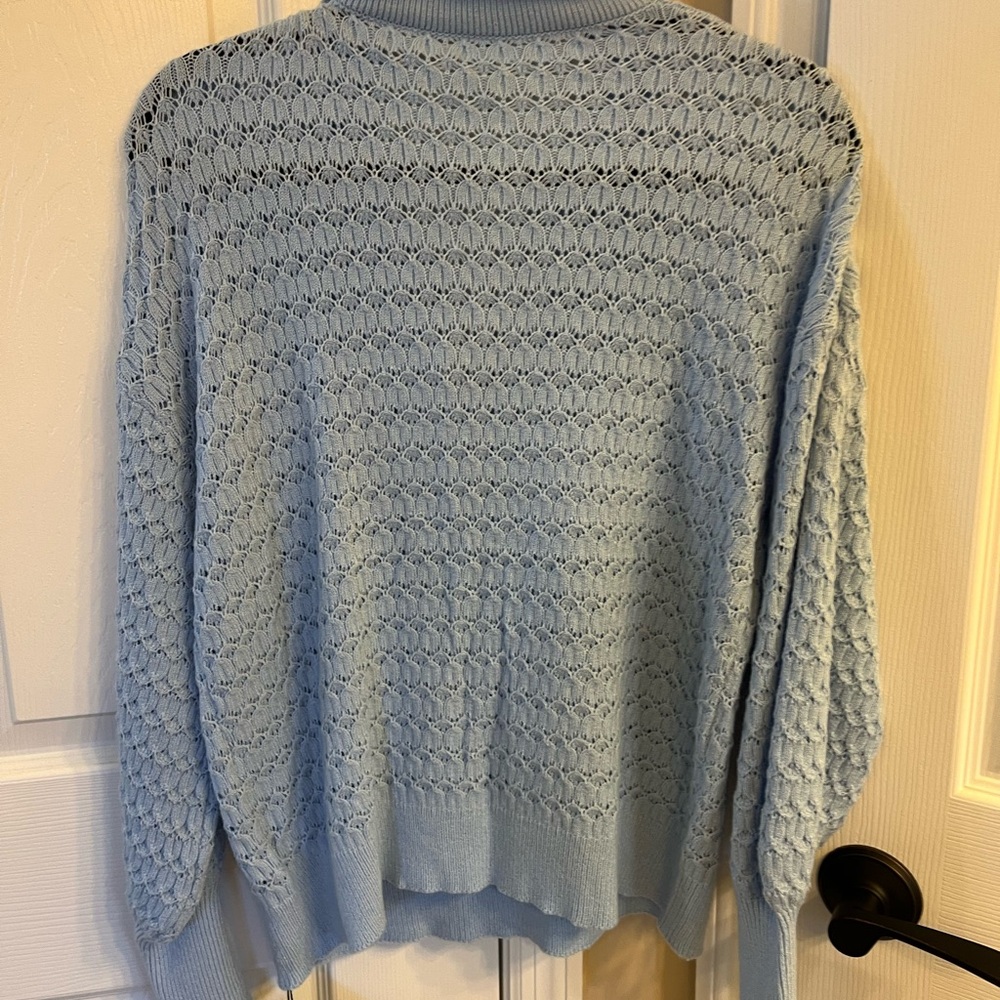 Lightweight sweater - Picture 2 of 2
